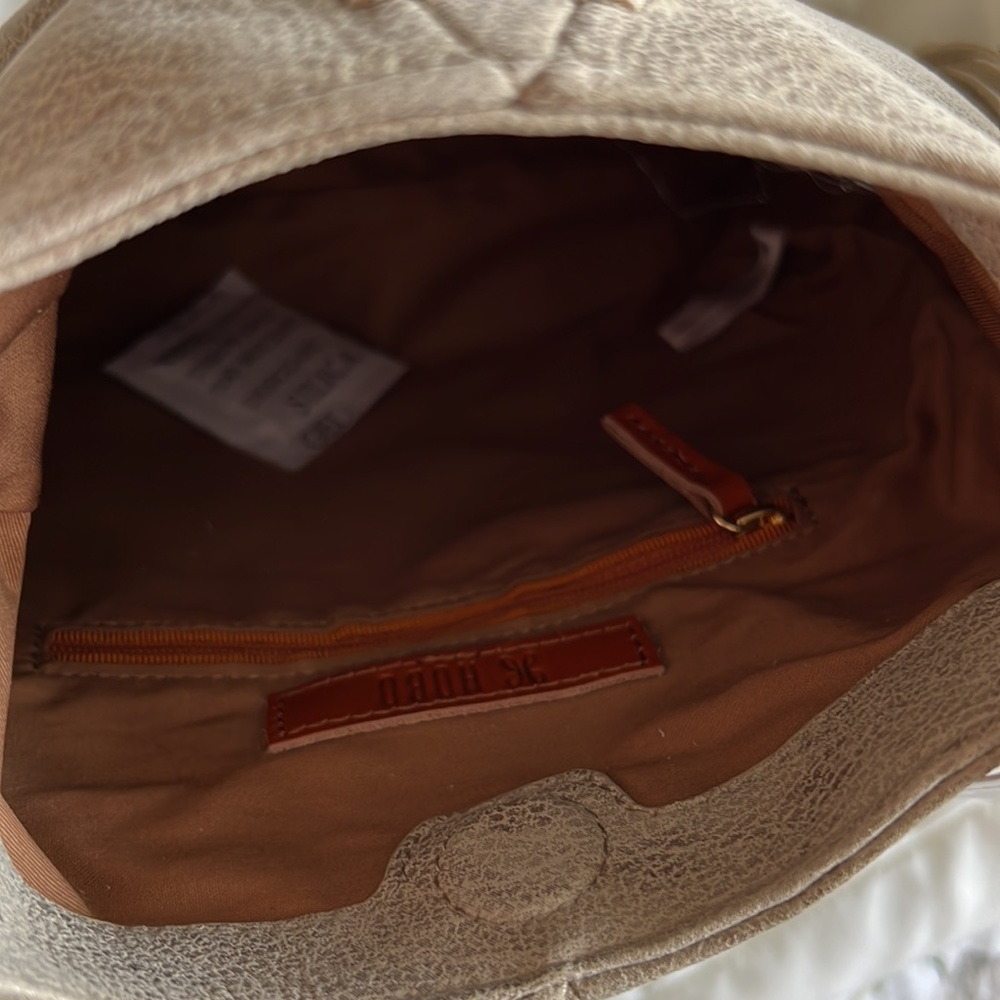 Hobo Paulette Clutch - Picture 4 of 8